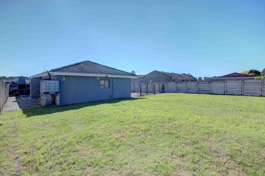 3 Bedroom Property for Sale in Sherwood Eastern Cape